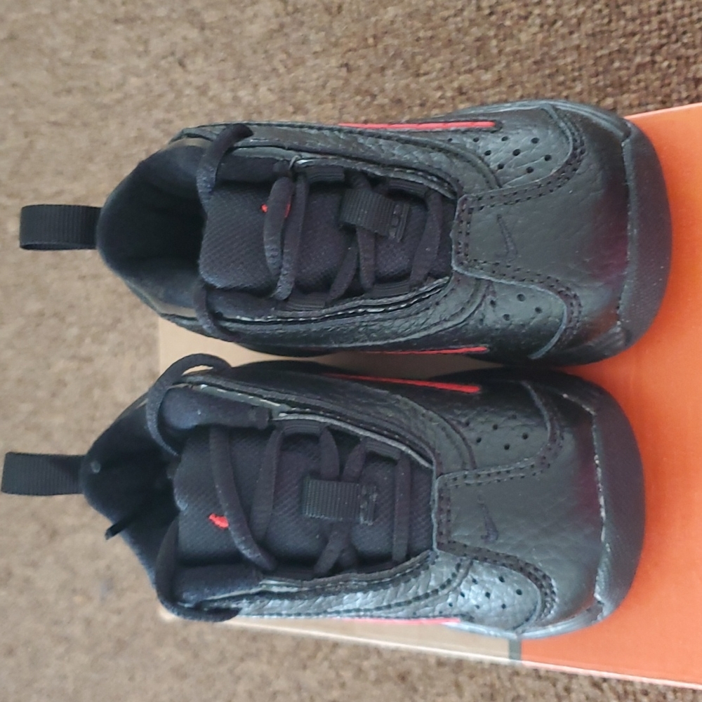 Kid's Nike sneakers